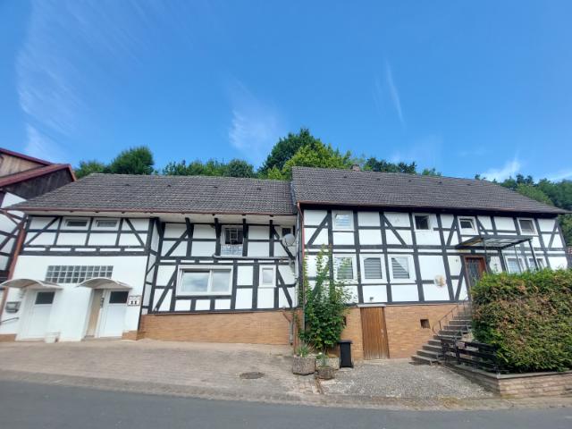 Haus zum Kaufen in Bodenfelde Wahmbeck 359.000,00 EUR 295 m²