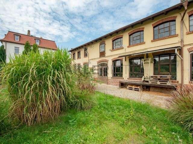 Haus zum Kaufen in Böhlen 350.000,00 EUR 231.86 m²