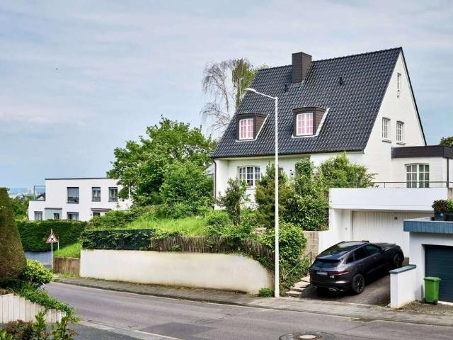 Haus zum Kaufen in Bonn 749.000,00 EUR 220 m²