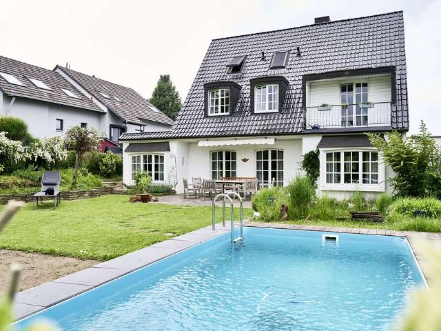 Haus zum Kaufen in Bonn 1.150.000,00 EUR 220 m²