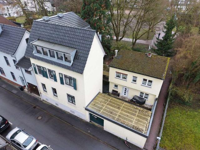 Haus zum Kaufen in Bonn 360.000,00 EUR 191 m²
