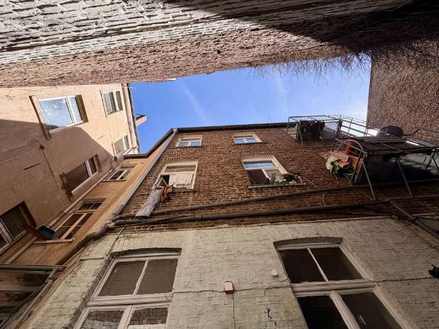 Haus zum Kaufen in Bonn Zentrum 749.000,00 EUR 234.21 m²