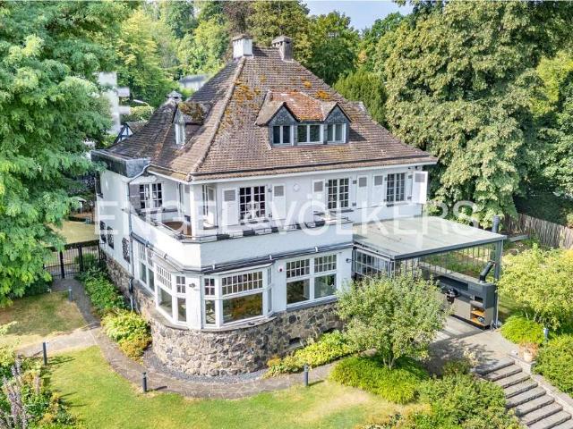 Haus zum Kaufen in Bonn Muffendorf 2.280.000,00 EUR 380 m²