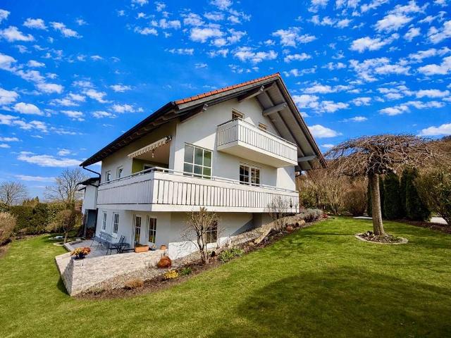 Haus zum Kaufen in Boos 695.000,00 EUR 185.28 m²