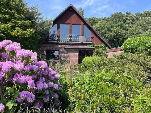 Haus zum Kaufen in Boren 295.000,00 EUR 136.55 m²