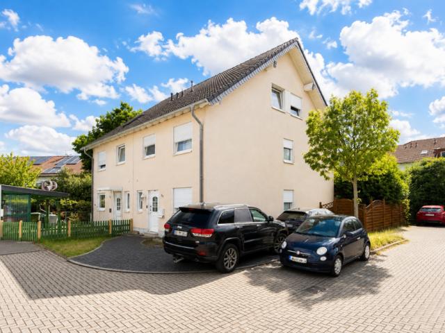Haus zum Kaufen in Bornheim 489.000,00 EUR 151.26 m²