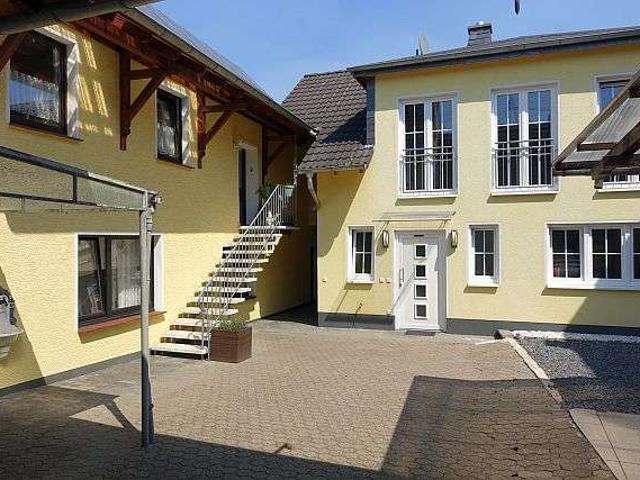 Haus zum Kaufen in Bornheim 868.000,00 EUR 324 m²