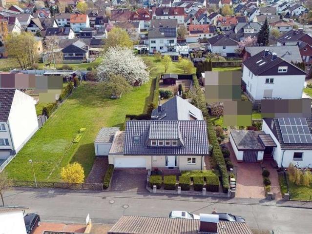 Haus zum Kaufen in Baunatal 625.000,00 EUR 175 m²