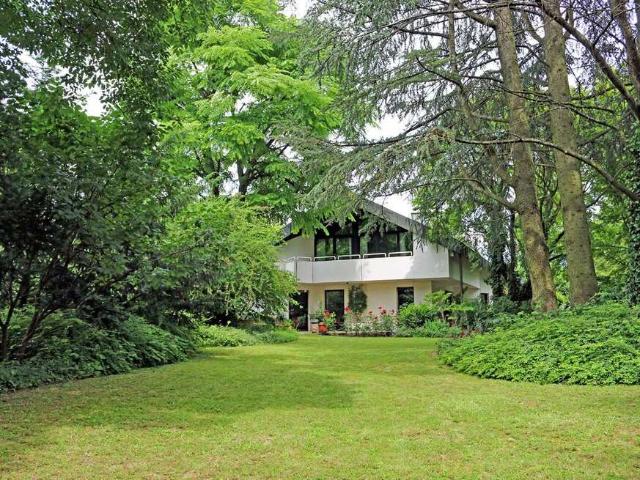 Haus zum Kaufen in Backnang 1.200.000,00 EUR 308 m²