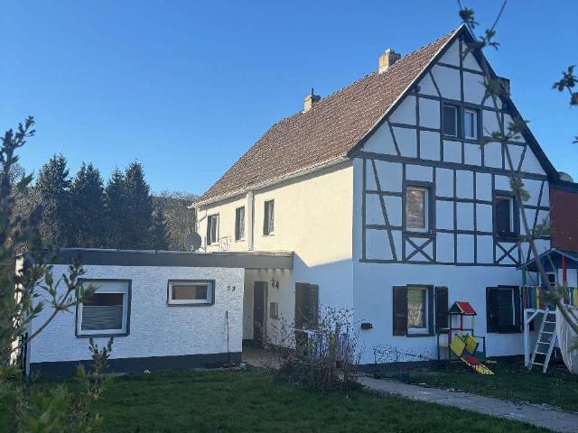 Haus zum Kaufen in Bad Münstereifel Schönau 269.000,00 EUR 200 m²