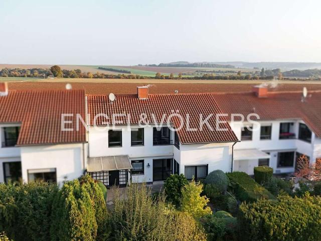 Haus zum Kaufen in Bad Nauheim 450.000,00 EUR 141.76 m²