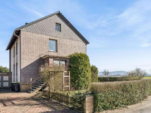 Haus zum Kaufen in Bad Nenndorf 270.000,00 EUR 156 m²
