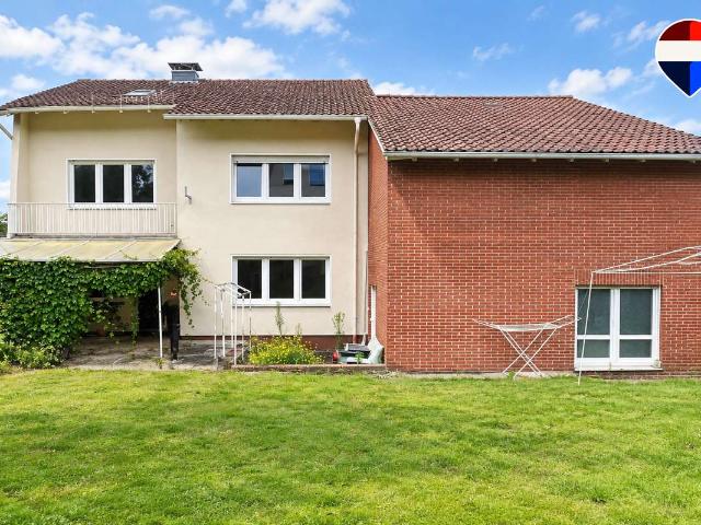 Haus zum Kaufen in Bad Oeynhausen 329.000,00 EUR 324 m²