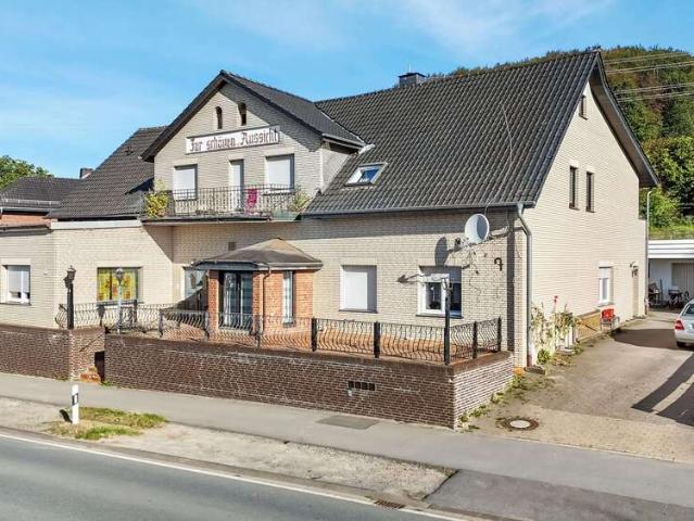 Haus zum Kaufen in Bad Oeynhausen 480.000,00 EUR 460 m²