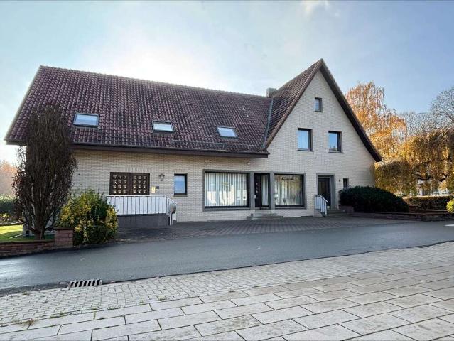 Haus zum Kaufen in Bad Oeynhausen 492.000,00 EUR 280 m²