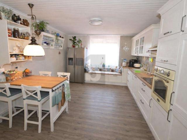 Haus zum Kaufen in Bad Oeynhausen 500.000,00 EUR 460 m²
