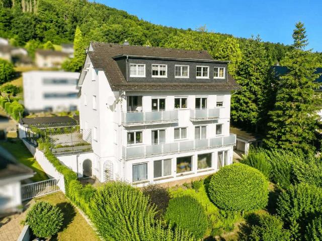 Haus zum Kaufen in Bad Orb 798.000,00 EUR 406.35 m²