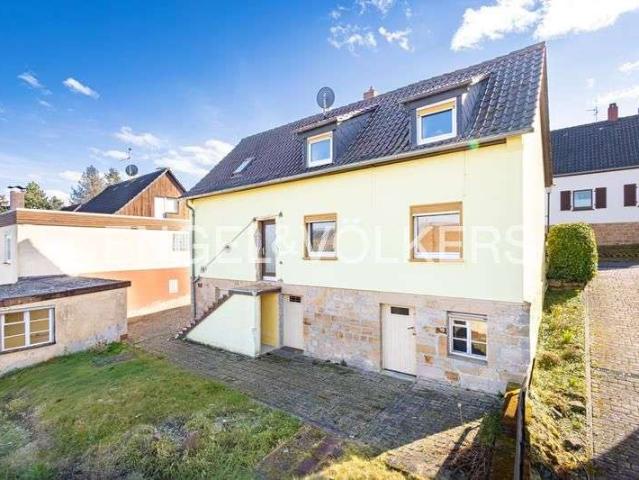 Haus zum Kaufen in Bad Dürkheim 275.000,00 EUR 118 m²