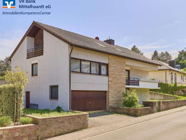 Haus zum Kaufen in Bad Dürkheim 975.000,00 EUR 290 m²