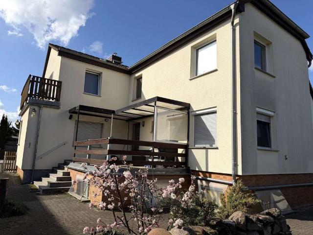 Haus zum Kaufen in Bad Dürrenberg 359.990,00 EUR 217 m²