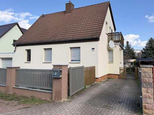 Haus zum Kaufen in Bad Dürrenberg 359.990,00 EUR 217 m²