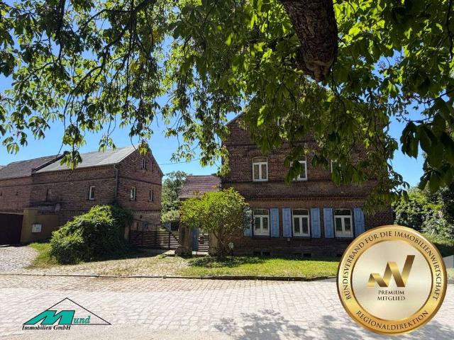 Haus zum Kaufen in Bad Dürrenberg 450.000,00 EUR 300 m²