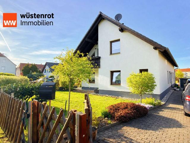 Haus zum Kaufen in Bad Dürrenberg 489.000,00 EUR 240 m²