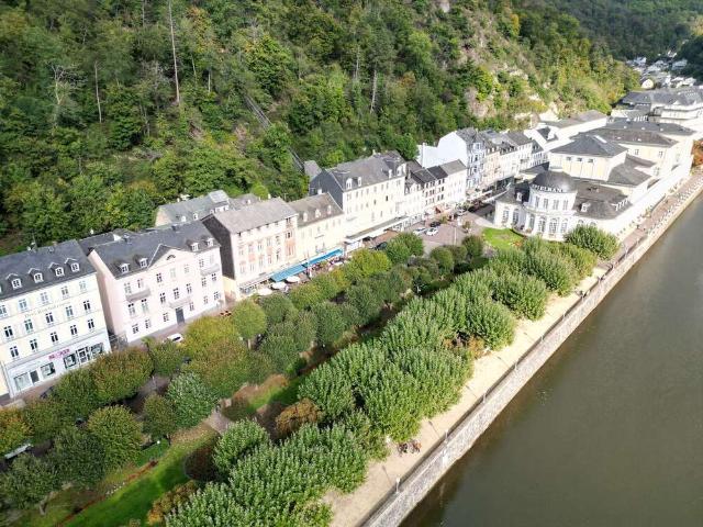 Haus zum Kaufen in Bad Ems 1.250.000,00 EUR 843 m²