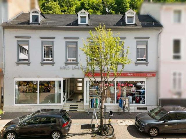Haus zum Kaufen in Bad Ems 285.000,00 EUR 319 m²