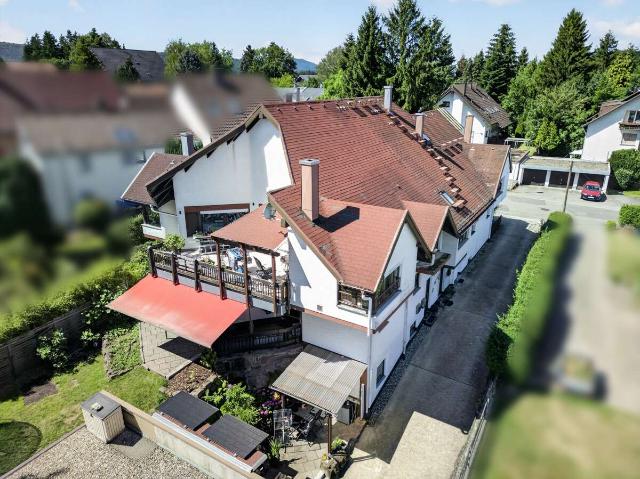 Haus zum Kaufen in Bad Herrenalb 369.000,00 EUR 174.85 m²