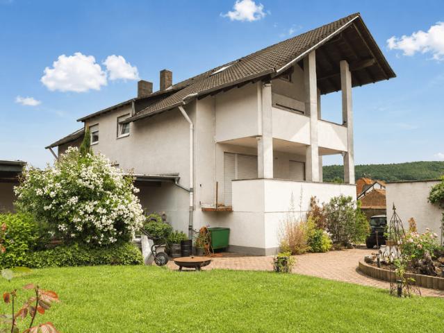 Haus zum Kaufen in Bad Hersfeld 469.000,00 EUR 261 m²
