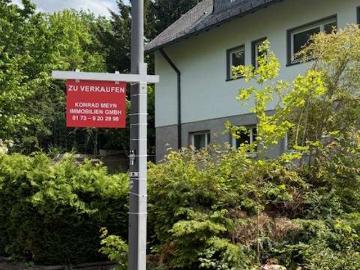 Haus zum Kaufen in Bad Homburg 1.800.000,00 EUR 400 m²