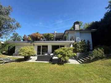 Haus zum Kaufen in Bad Homburg 2.280.000,00 EUR 320 m²
