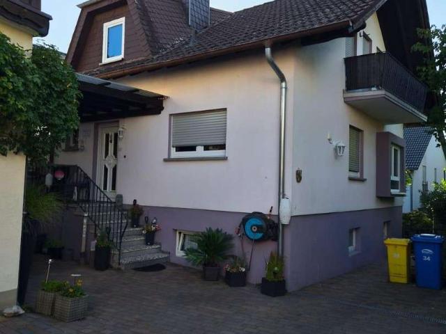 Haus zum Kaufen in Bad Homburg 550.000,00 EUR 90 m²