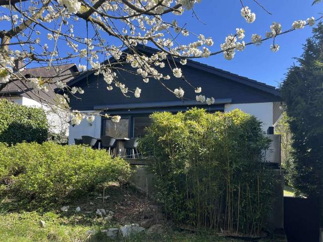 Haus zum Kaufen in Bad Homburg v. d. Höhe 760.000,00 EUR 195 m²