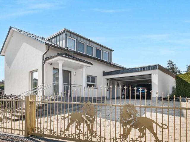 Haus zum Kaufen in Bad Homburg vor der Tür 2.990.000,00 EUR 476 m²