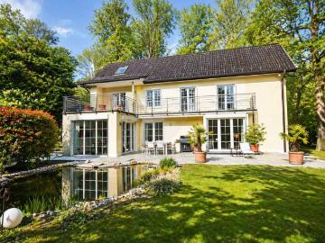 Haus zum Kaufen in Bad Homburg vor der Höhe Kirdorf 2.900.000,00 EUR 280 m²