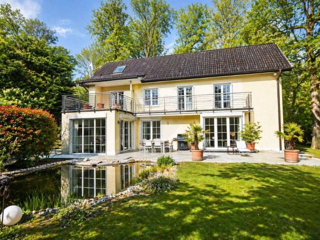 Haus zum Kaufen in Bad Homburg vor der Höhe Kirdorf 2.900.000,00 EUR 280 m²