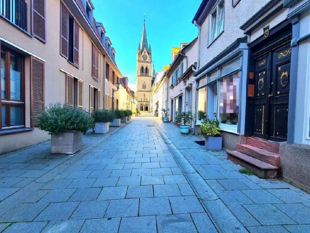 Haus zum Kaufen in Bad Homburg vor der Höhe 1.250.000,00 EUR 231 m²