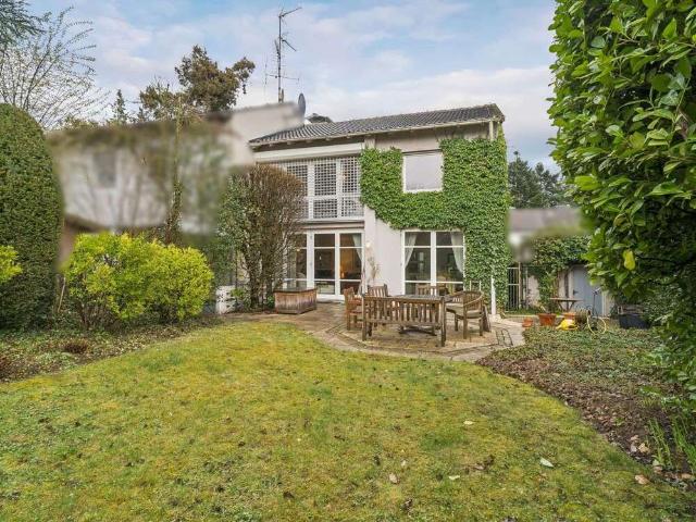 Haus zum Kaufen in Bad Homburg vor der Höhe 1.299.000,00 EUR 120 m²