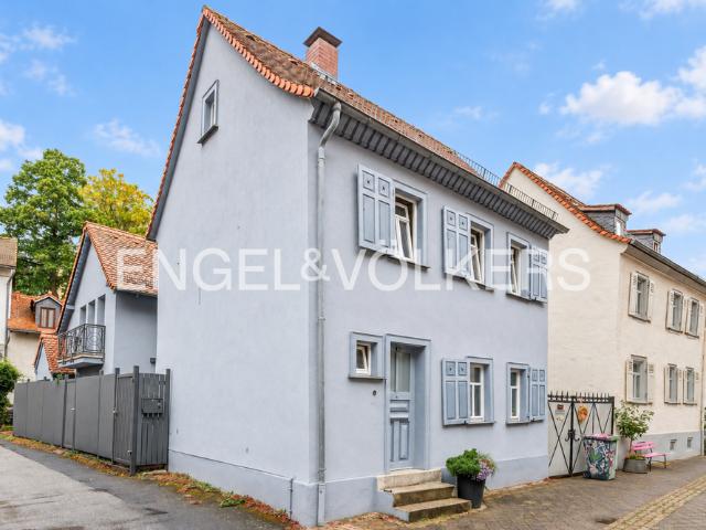 Haus zum Kaufen in Bad Homburg vor der Höhe 975.000,00 EUR 126.8 m²