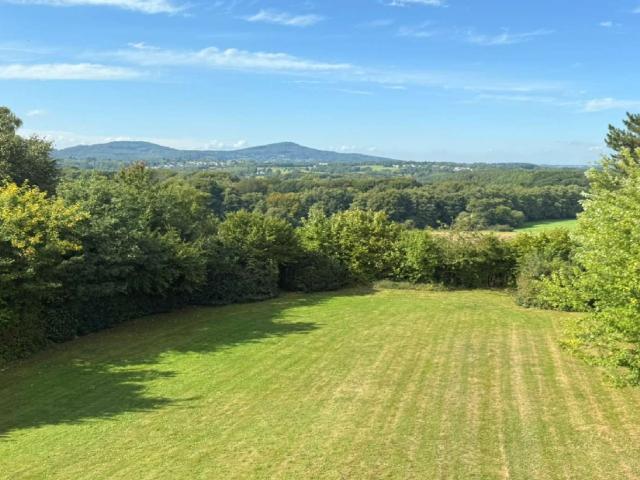 Haus zum Kaufen in Bad Honnef 1.070.000,00 EUR 500 m²