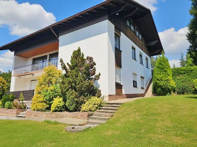Haus zum Kaufen in Bad König 549.000,00 EUR 260 m²