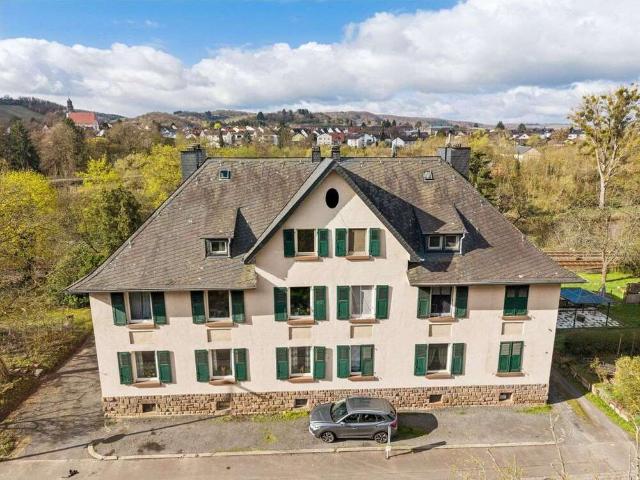 Haus zum Kaufen in Bad Kreuznach 489.000,00 EUR 473.72 m²