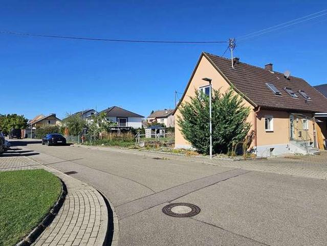 Haus zum Kaufen in Bad Krozingen 450.000,00 EUR 205 m²