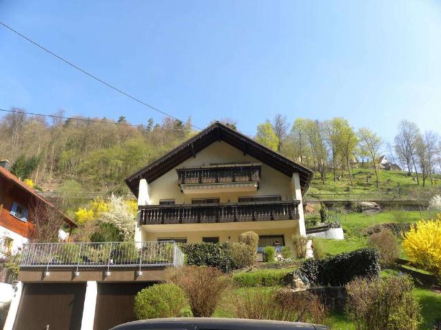Haus zum Kaufen in Bad Liebenzell 540.000,00 EUR 198 m²