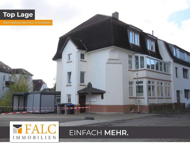Haus zum Kaufen in Bad Pyrmont 275.000,00 EUR 306 m²