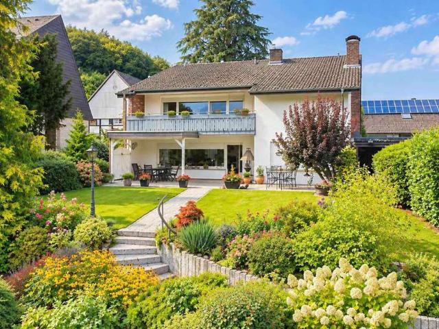 Haus zum Kaufen in Bad Salzuflen 425.000,00 EUR 181 m²