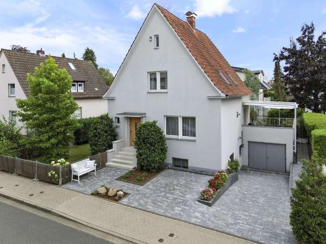 Haus zum Kaufen in Bad Salzuflen 525.000,00 EUR 126.76 m²