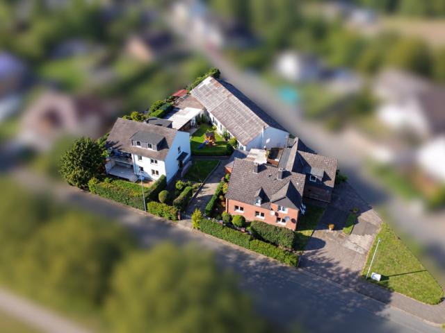 Haus zum Kaufen in Bad Salzuflen 545.000,00 EUR 514.78 m²